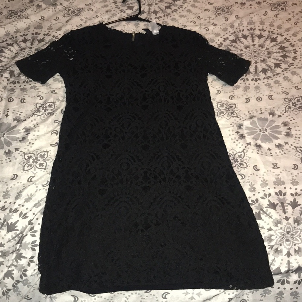 Black fitted H&M dress